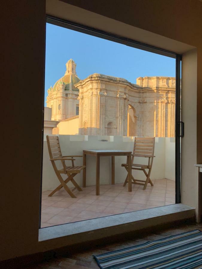 Central Cathedral Penthouse Apartment Trapani Exterior photo